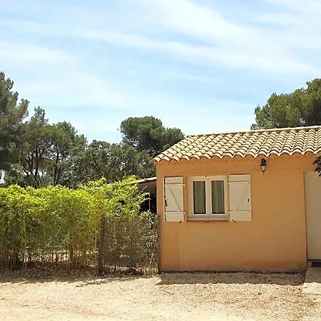Hotel L'auguiere Est, Maisonnette Sans Vis-a-vis Et Au Calme Avec Vue Sur Les Vignes 3*